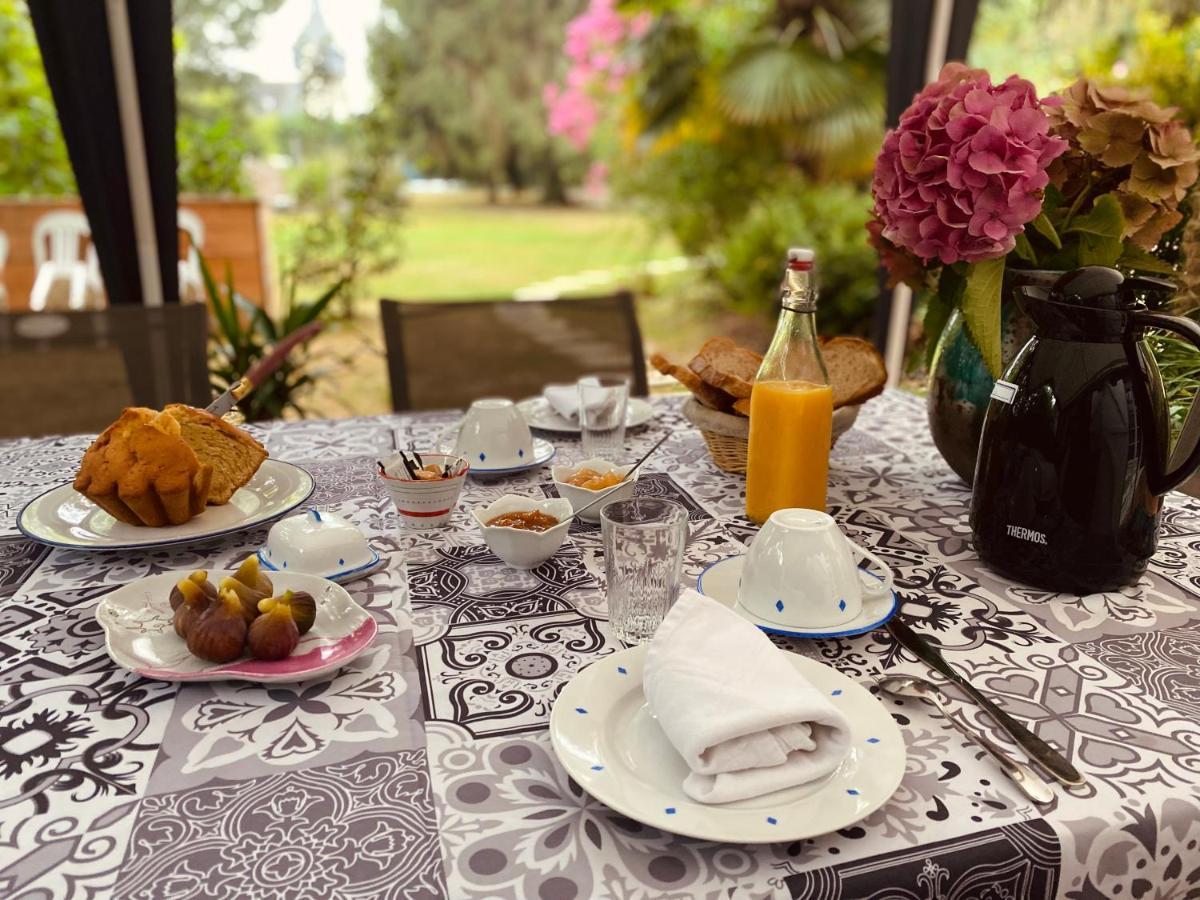 Les Yourtes Du Bearn - Domaine Des Deux Clos Bed and Breakfast Pontiacq-Viellepinte Εξωτερικό φωτογραφία